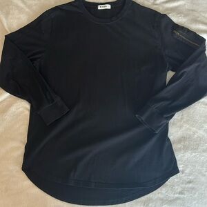 Curved Hem L/S Shirt w/ Pocket